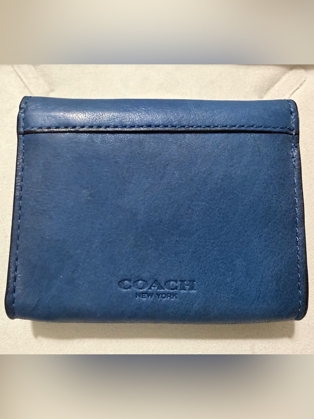 Vintage Coach Mini Wallet - Picture 2 of 6